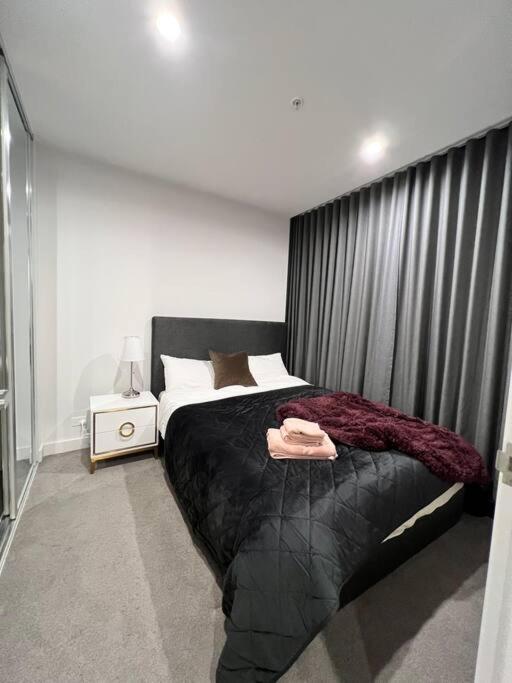 Comfy 2 Bed Apartment In The Heart Of Melbourne Exterior foto